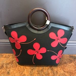 Hand bag